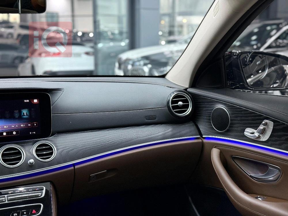 مرسيدس بنز E-Class